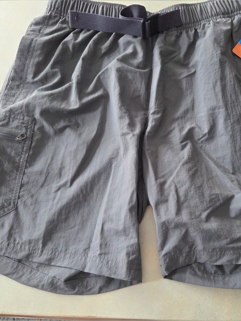 NWT MENS Columbia Gray Outdoor CARGO Shorts SZ M